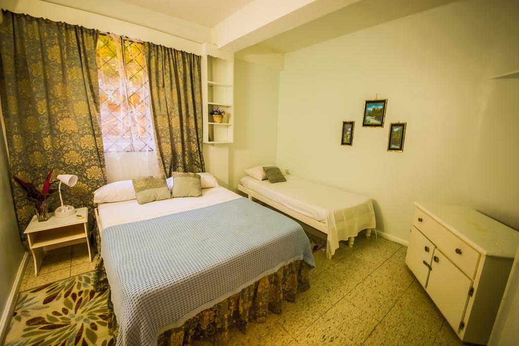 Casa Del Vega A Little Peace Of Heaven Hotel Castries Exterior photo